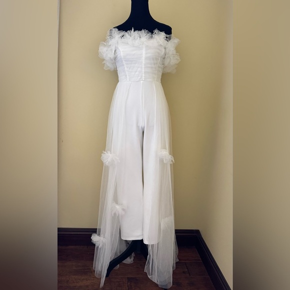 Lulus Modern Devotion White 3D Flower Tulle Overlay Pant Jumpsuit, White,Size S - Picture 7 of 16